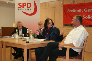 Podium von links: Luz Bellmann, Ernst Klier, Angelika Weikert und Stefan Keller
