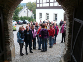vor der evangelischen Dreifaltigkeitskirche