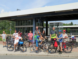Start mit den Rdern zum Dutzendteich