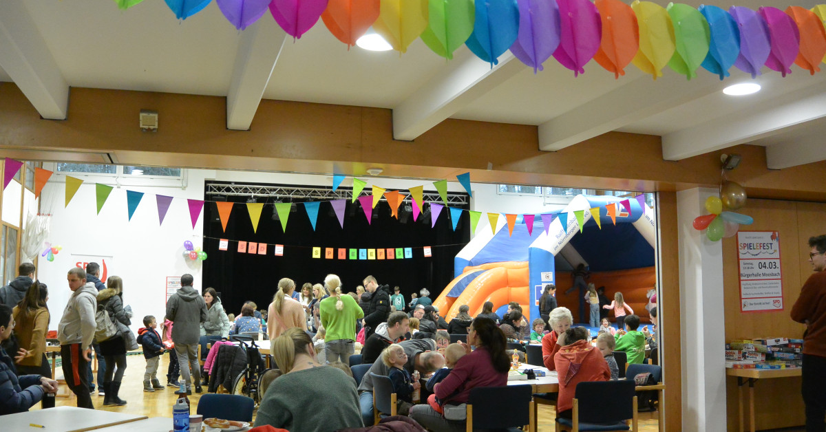 In der Moosbacher Bürgerhalle wurde endlich wieder gespielt - SPD Feucht