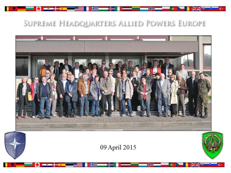 Gruppe bei SHAPE